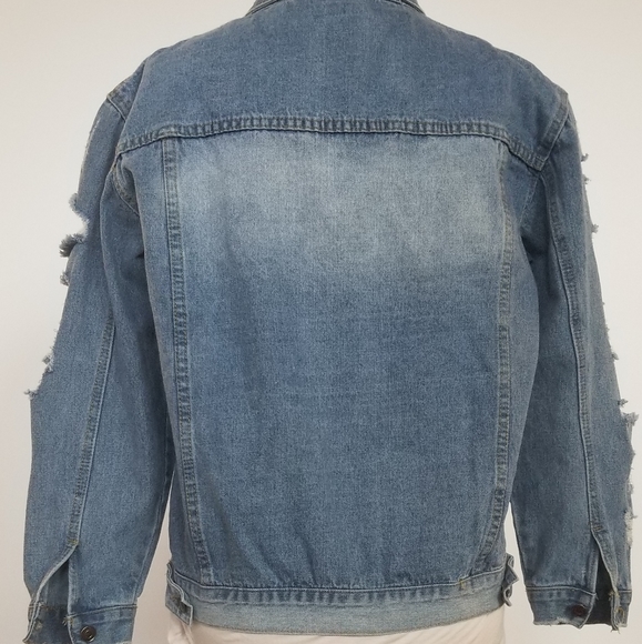 Distressed denim jacket with red converse patch - Picture 3 of 8